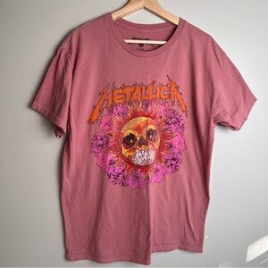 Metallica Retro Concert Mauve Size M/L Metallica Burning Flower Graphic Tee EUC
